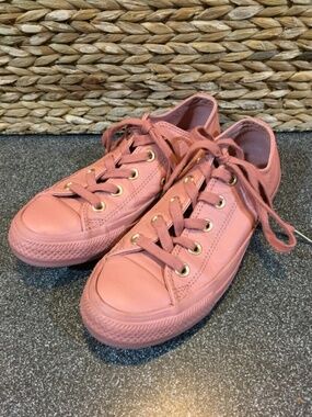 Converse Dusty Rose Low Top Leather Sneakers w/ Gold Eyelets Unisex